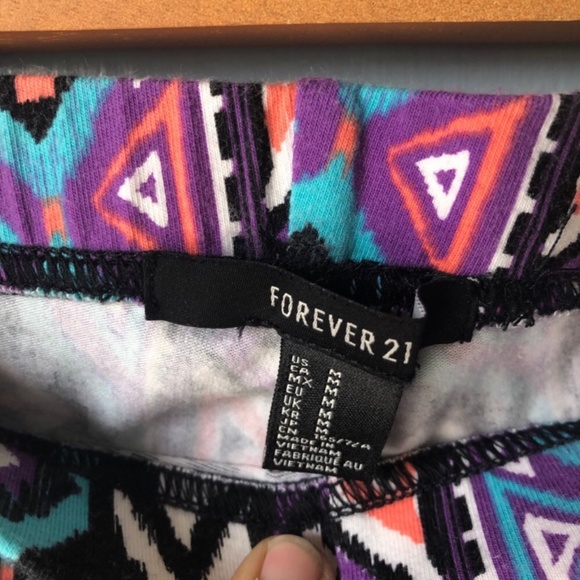Forever 21 Medium Aztec Print Leggings - Picture 3 of 3